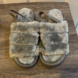 Faux Fur Slide Sandals/Slippers- Gray Women’s Comfort Slides